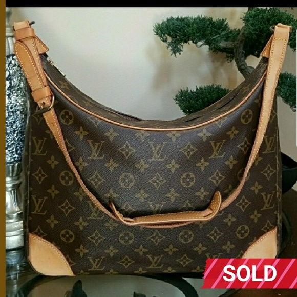 Louis Vuitton Handbags - Authentic Louis Vuitton Boulogne Bag GM